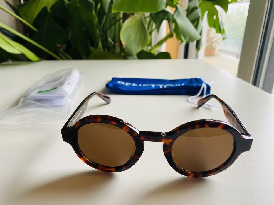 Óculos de Sol Novos Benetton