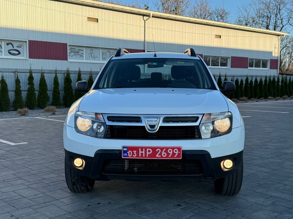 Дачія Дастер Dacia Duster