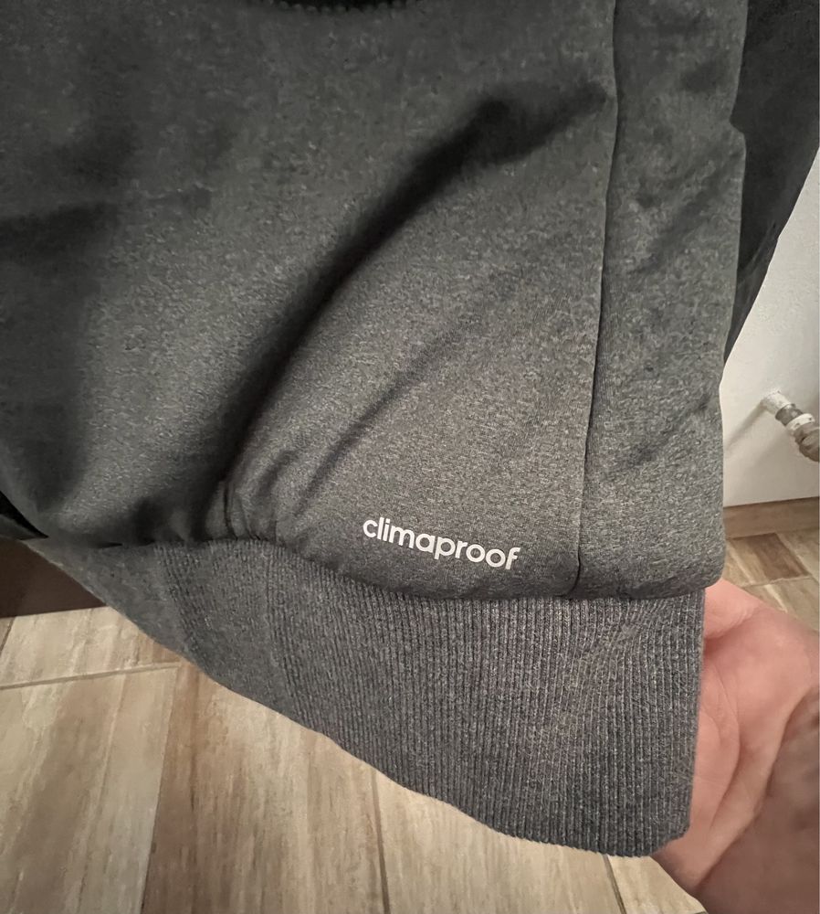Куртка adidas neo жіноча