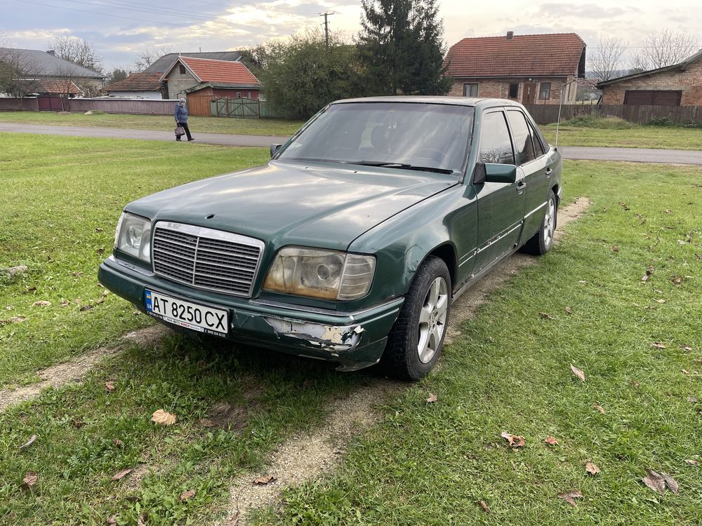 Mercedes E200D 1995р