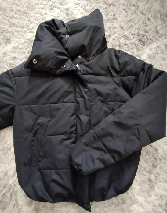 Kurtka Cropp z wysokim kołnierzem