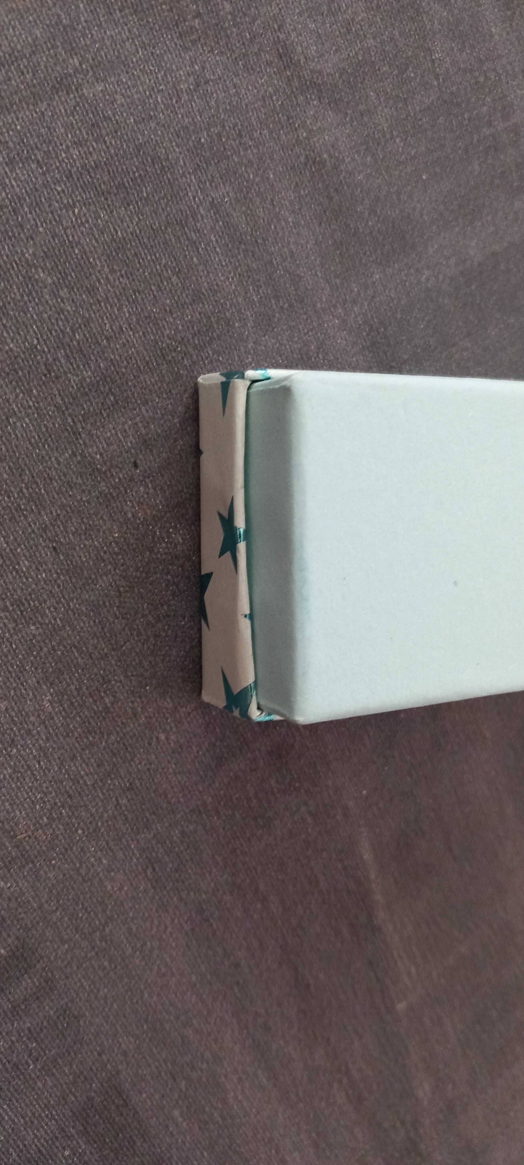 Lindo conjunto colar e brincos metal e brilhantes novo