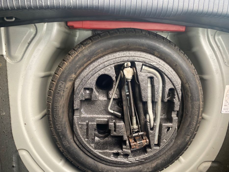 Volkswagen GOLF V 5 без пробігу по Україні. Бензин MPI.