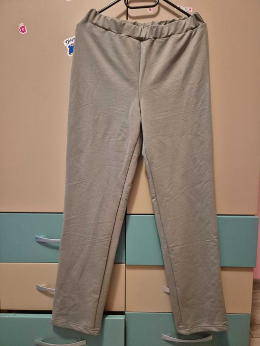 Якісні жіночі комплекти для дому та сну