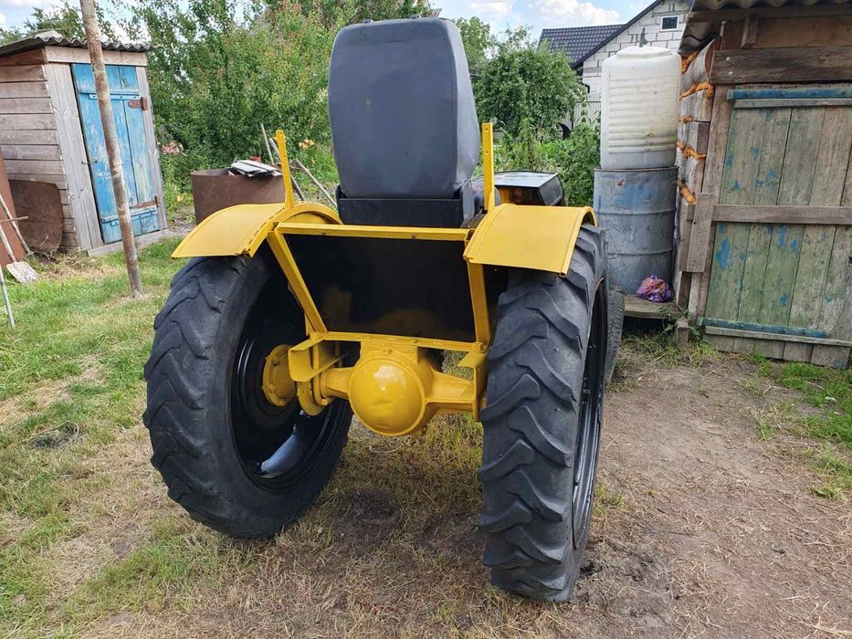 Продам  Трактора