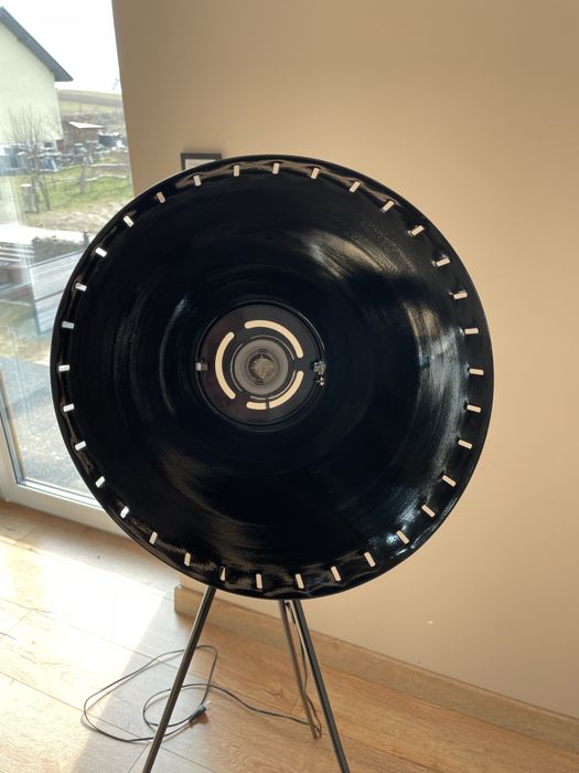 Lampa stojąca loft / industrialna na trójnogu