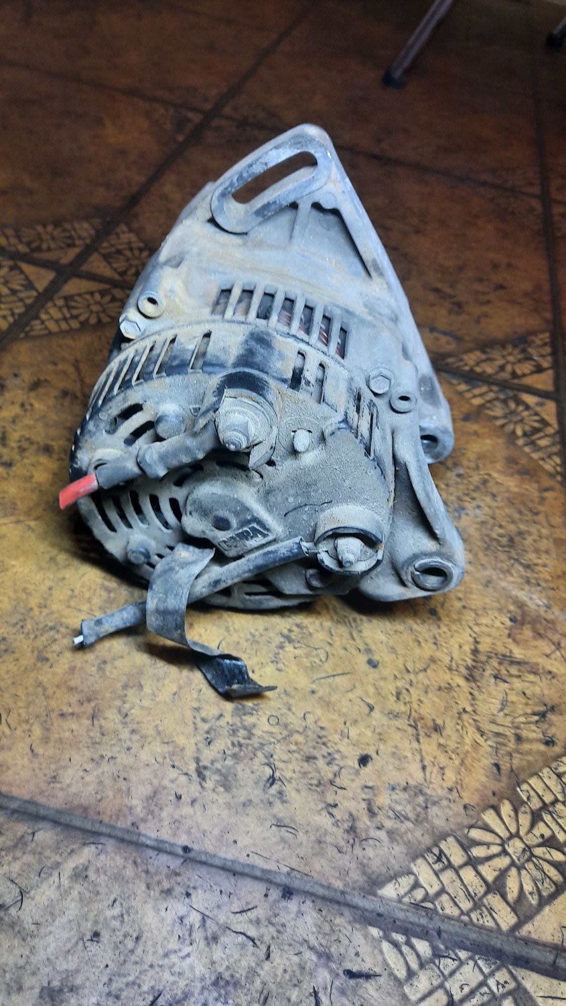 Alternator Renault Clio II 1.2  77008  76198