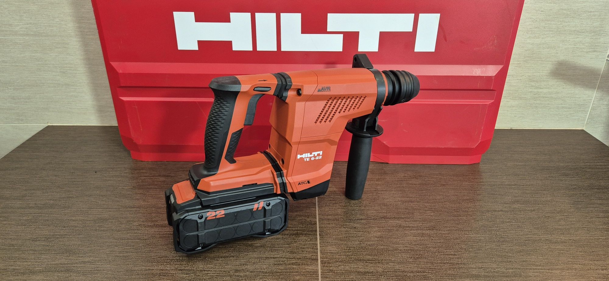 Zestaw Hilti NURON: TE 6-22, SF 4H-22, AG 4S-22, C 6-22, B 22-170 8Ah