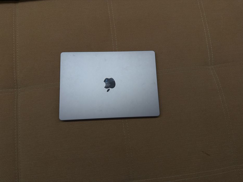 Продам macbook pro 14  a2779 процессор m2