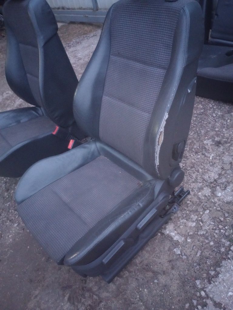 Opel Vectra C fotele HB
