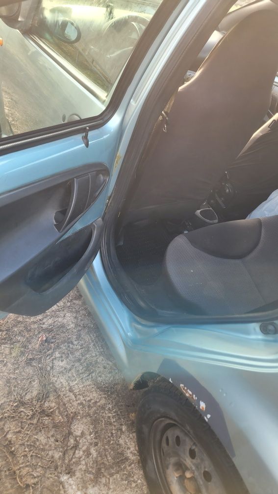 Продаєть авто BYD f0