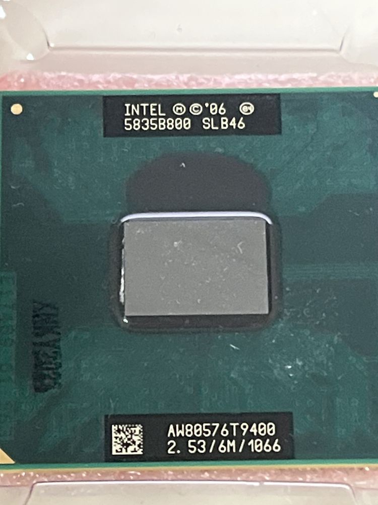 AMD A4-3300M, T9400