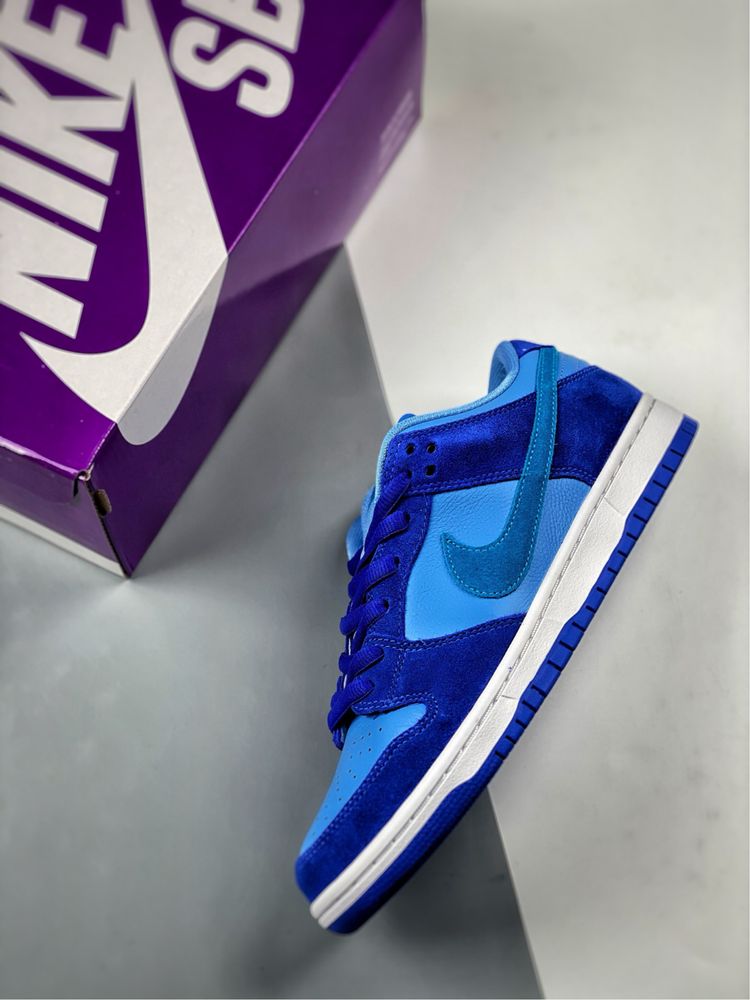 Кросівки  Nike SB Dunk Low Blue Raspberry