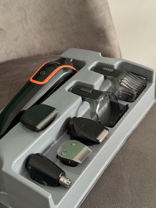 Philips multigroom grooming kit. Чоловічий тример. Електрична бритва.