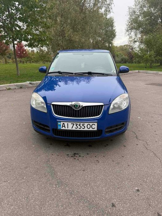Продам авто Skoda Fabia 2