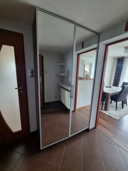 Szafa orzech solidna szklane drzwi