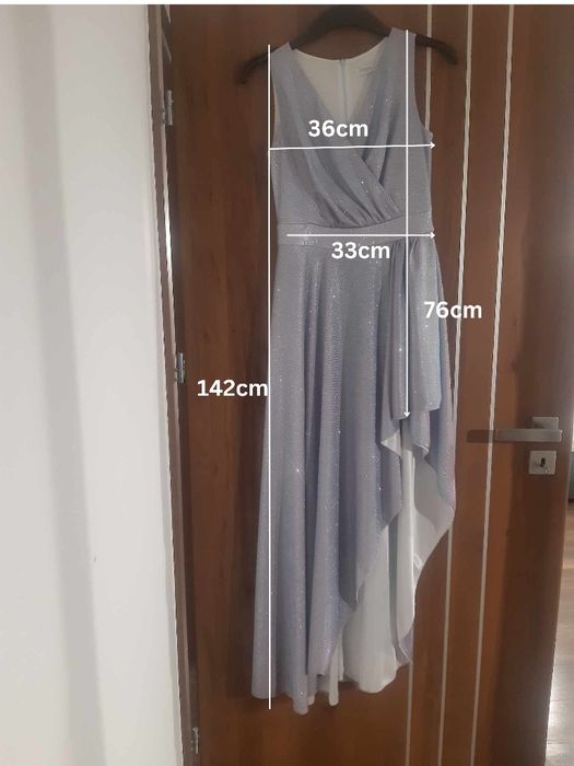 Dluga sukienka wieczorowa wesele impreza