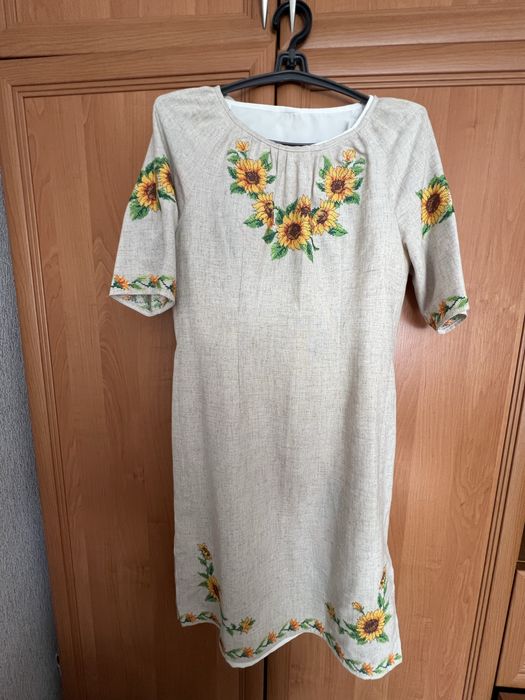 Вишиванки , вишита сукня , вишиванки в хорошому станні