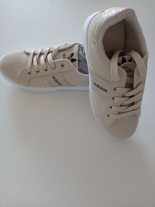 Sapatilhas novas-Mulher