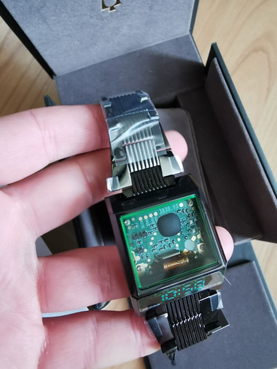 Zegarek Bulova Computron D-Cave Special Edition 98C140 full set nowy!