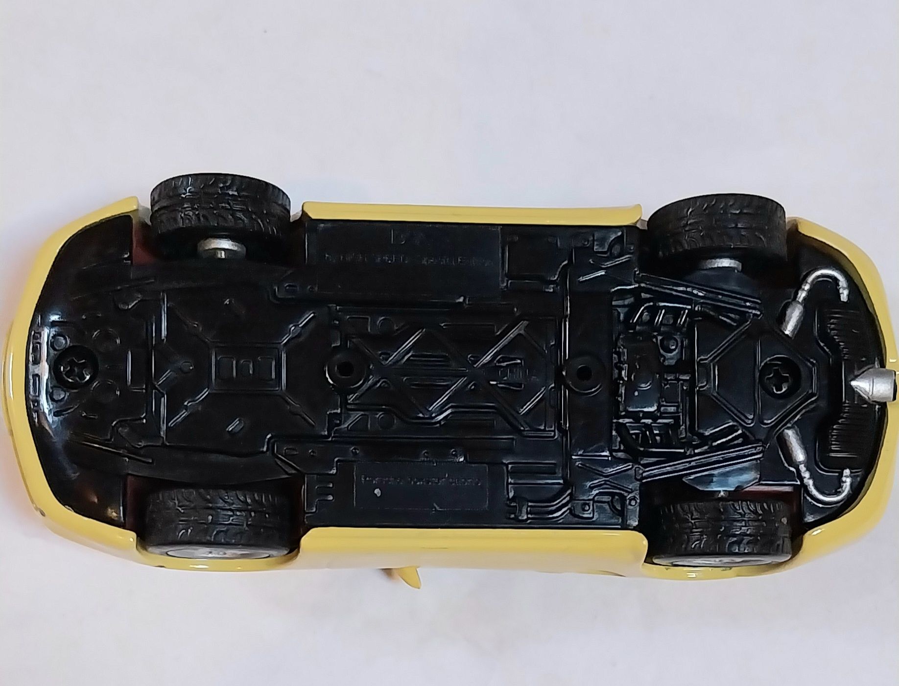 Miniatura Porsche Boxster em escala 1/43