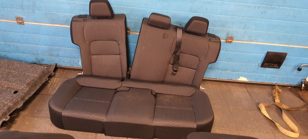 Салон Nissan Ariya