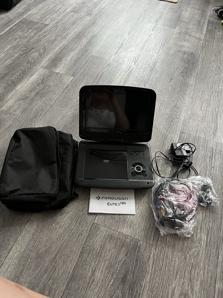 Przenośny mini telewizor, odtwarzacz dvd