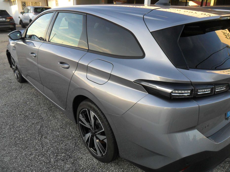 PEUGEOT 308 SW 1.6 PHEV AUTO 180CV (2023)