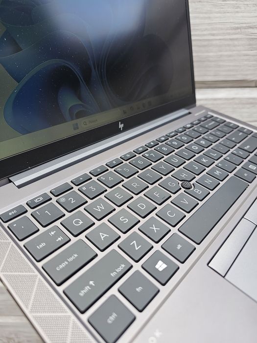 HP Zbook Firefly 14 G7 i5-10210U 16/256GB SSD FullHD IPS