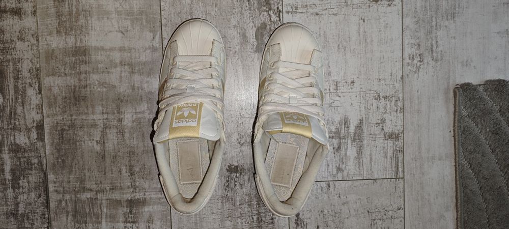 Buty adidas superstar 42.2/3