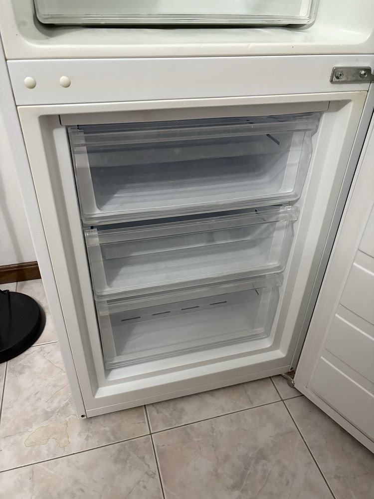 Geladeira em bom estado