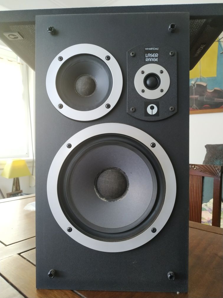 Colunas de som WHARFEDALE