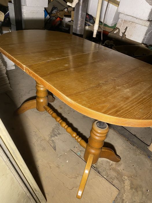 Stół rozkładany salonowy z Niemiec pilnie