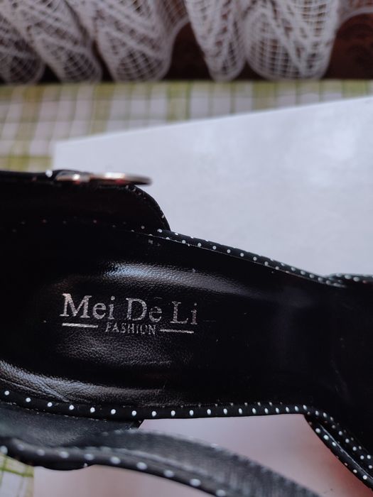 Босоножки женские, туфли