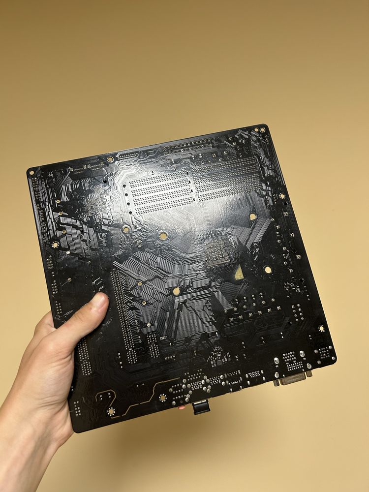 Материнська плата B450M Pro4 Asrock Am4 (Rev 1.01)