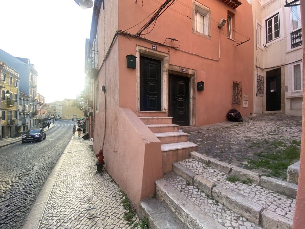 Apartamento T0 nas Janelas Verdes
