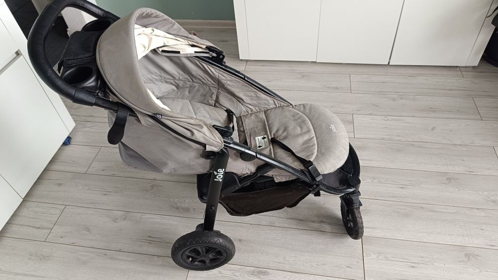 Wózek spacerowy Joie litertrax 4 air