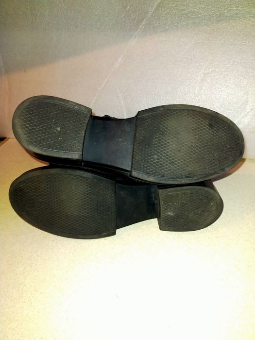 Buty zimowe trzewiki kozaki trapery skórzane GG  39