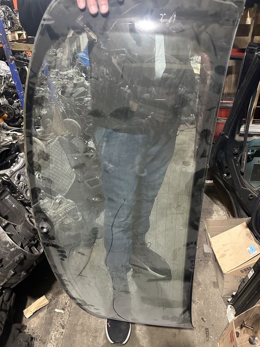 Стекло в крышку багажника VW Tiguan 07-17 год