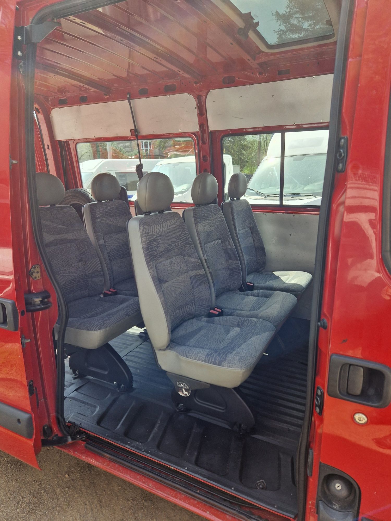 Renault Master brygadówka doka osobowy 9 brygadowy osób osp max 6 os