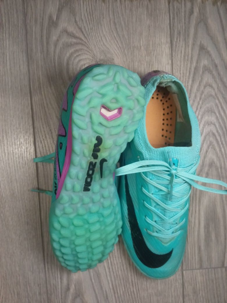 Сороконіжки Nike Air Zoom Mercurial Vapor 15