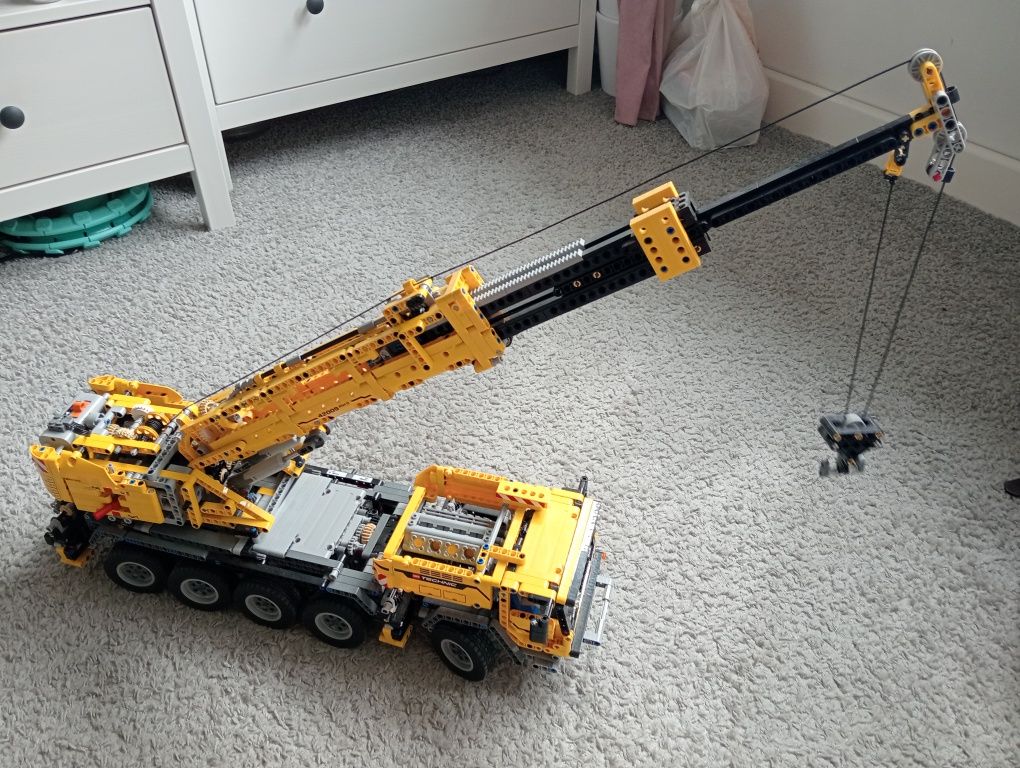 LEGO TECHNIC dźwig 42009