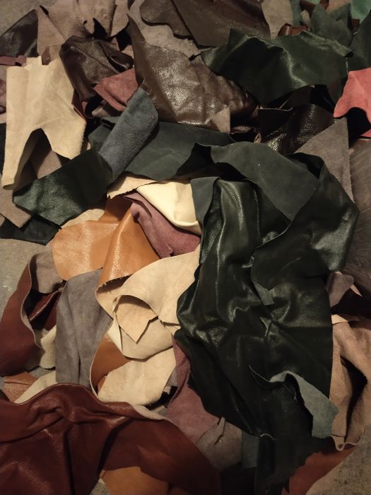 Kawałki skóry naturalnej