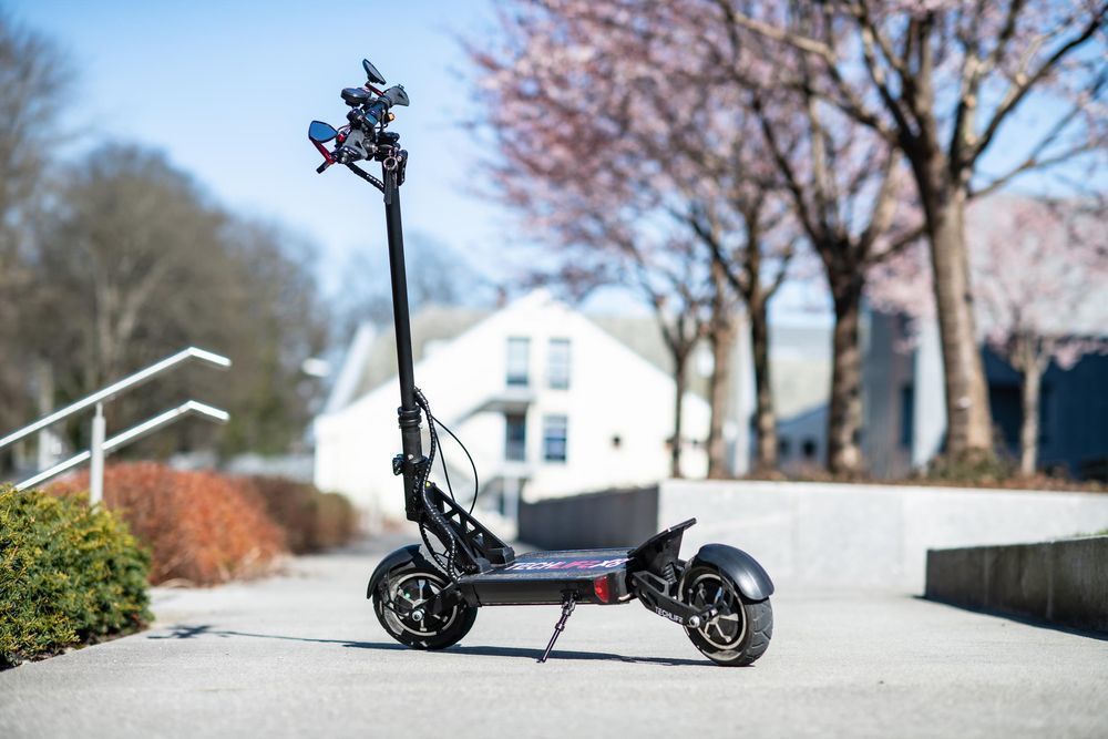 Legalna do 30kg Hulajnoga Elektryczna Terenowa TECHLIFE X8  Mobiway.pl