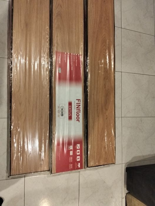 6,96 m2 pavimento  flutuante AC5