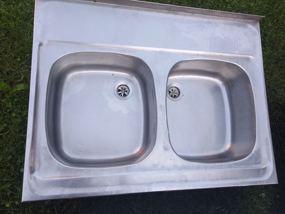 Zlewozmywak dwukomorowy stał nierdzewna