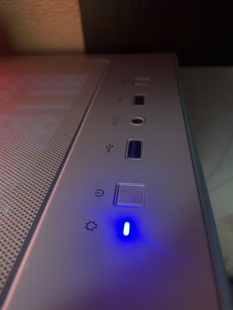 Компютер RX7600XT / i5 14400F Монітор MSI G24C6 E2