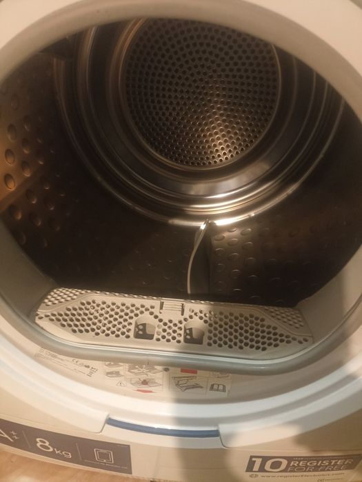 Suszarka do ubrań Electrolux Ew8H 458BP