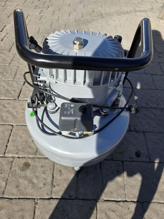 Компресор Planet-Air L-S50-15 (Silver-Line), 15 л, 8 бар, малошумний