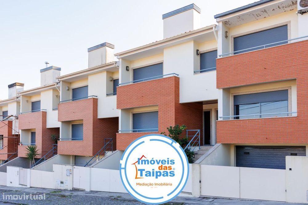 Vende-se Moradia em Banda T3 em Sande, Guimarães